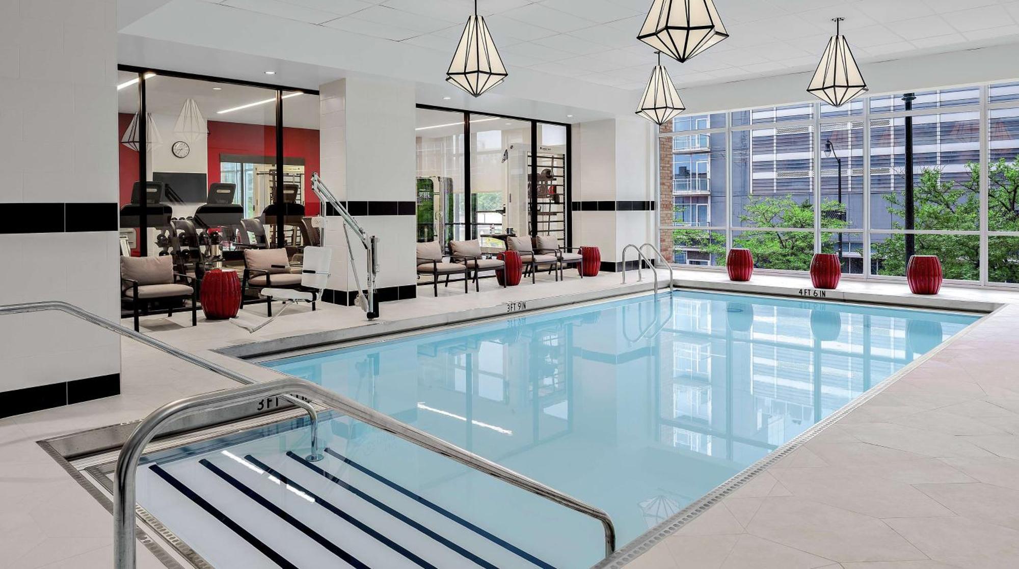 Hampton Inn Chicago Mccormick Place Eksteriør bilde